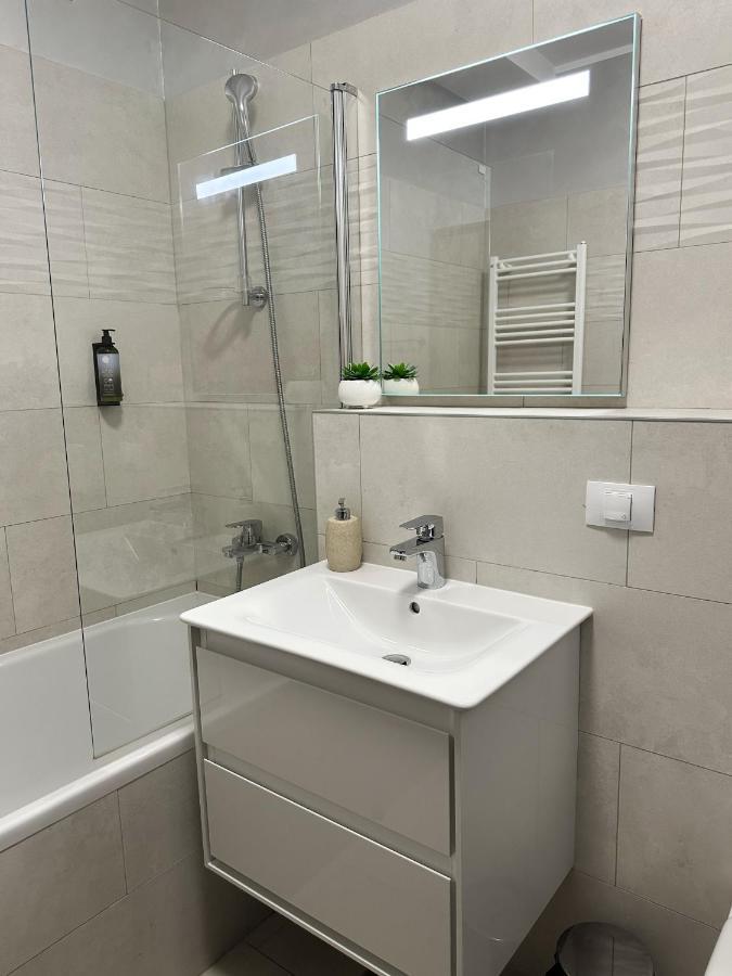 Koa - Urban Penthouse Lägenhet Braşov Exteriör bild